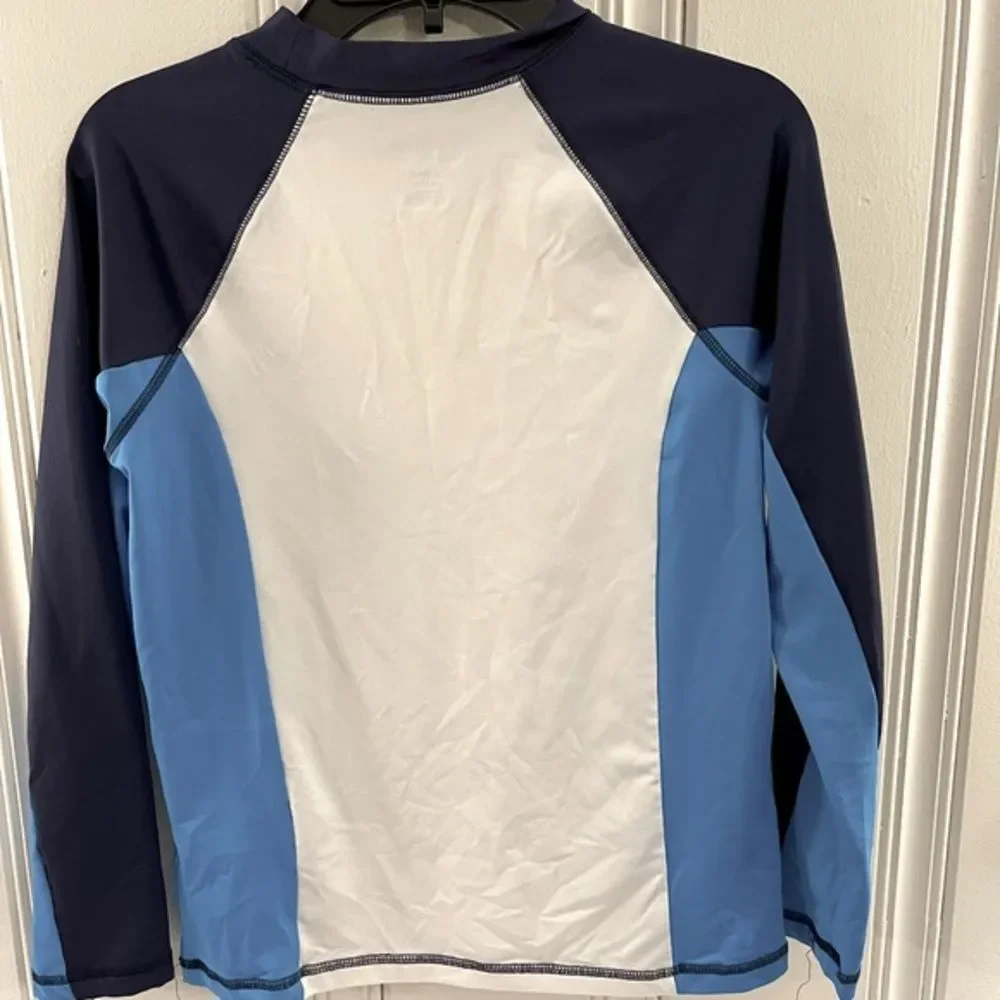 Cat&Jack Boys‎ Swim Shirt Size M8/10 Husky